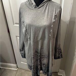 Gray Hooded Women's Top with Tree Design